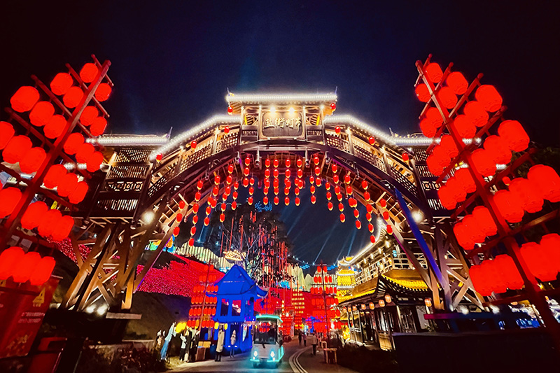 再設計彩燈的時侯如何去抒發出其特色